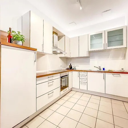 דירה Schwarzwald Loft באדן-באדן